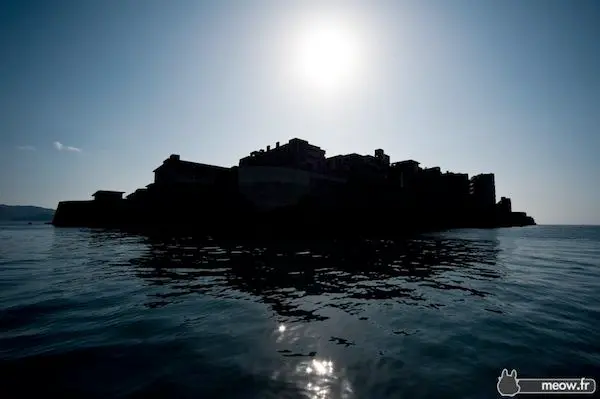 Gunkanjima : l’île japonaise oubliée captée par Google Street View