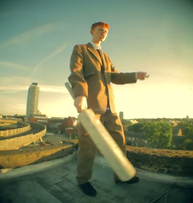 Le nouveau clip de King Krule pour “Easy Easy”