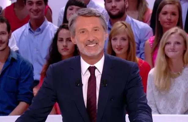 Le Grand Journal accusé de plagiat pour une rubrique