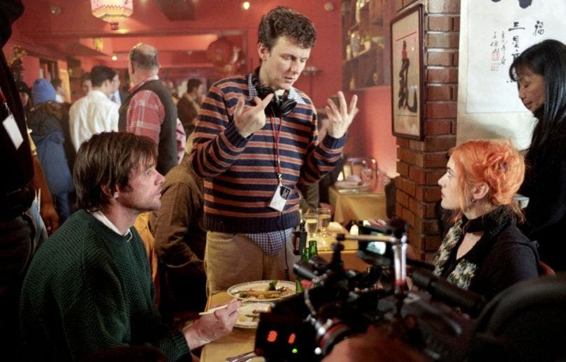 Jim Carrey et Kate Winslet, dirigés par le minutieux Michel Gondry sur le plateau du film