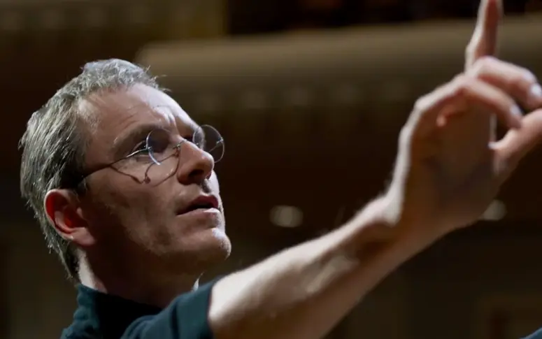 Le premier et sombre trailer du biopic sur Steve Jobs est (enfin) là