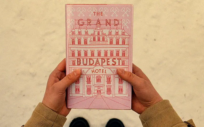 Vidéo : un supercut des livres dans les films de Wes Anderson