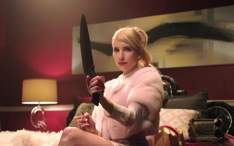 Scream Queens ringardise Scream et Pretty Little Liars en un épisode