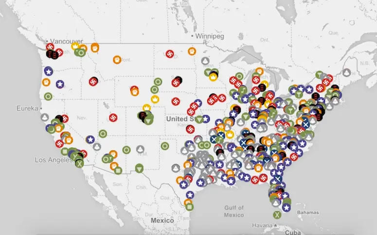 Aux États-Unis, les mouvements extrémistes refont surface un peu partout