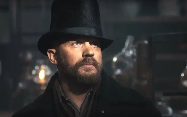 Les premières images prometteuses de Tom Hardy dans la série Taboo