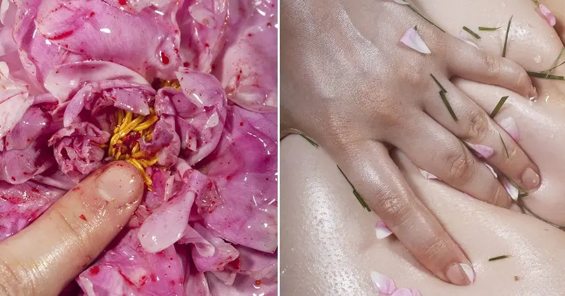 Pétales de fleurs, corps nus luisants et éveil des sens, les images sensuelles de Maisie Cousins