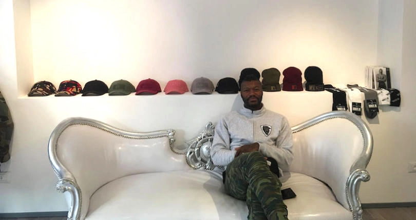 Djibril Cissé dévoile en exclusivité la nouvelle collection de sa marque de streetwear à Lausanne