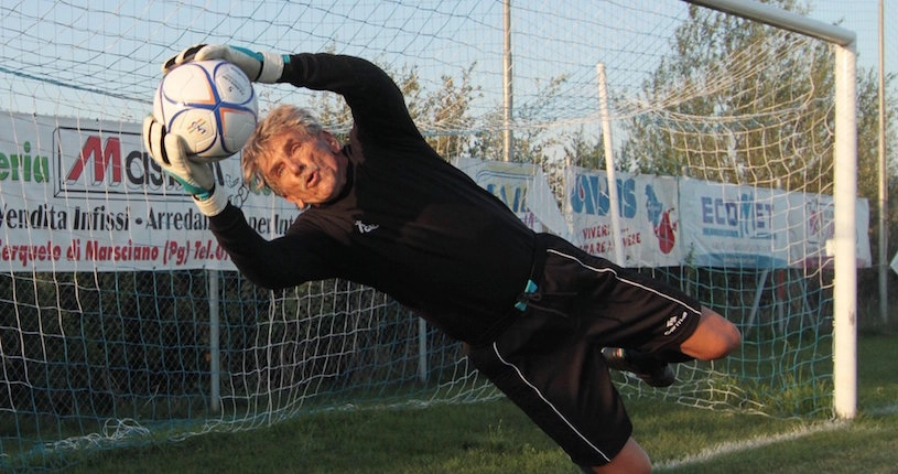 À 75 ans, cet ancien gardien de Serie A va rejouer au football