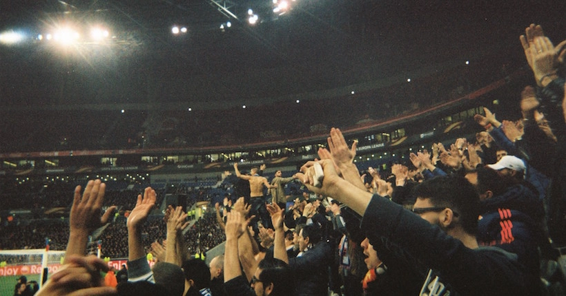 “Supporters”, le projet photo qui met à l’honneur les tribunes françaises