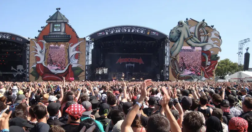 “On ne croise pas les doigts, on serre les fesses” : le Hellfest allume Roselyne Bachelot