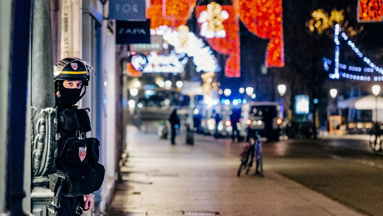 Attaque de Strasbourg : pourquoi certains gilets jaunes y voient un complot ?