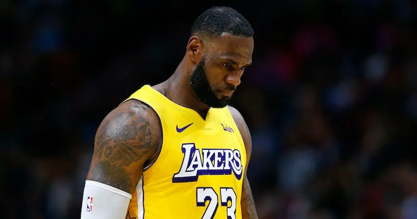 LeBron James a le seum contre “cette me***” de play-in et le fait savoir