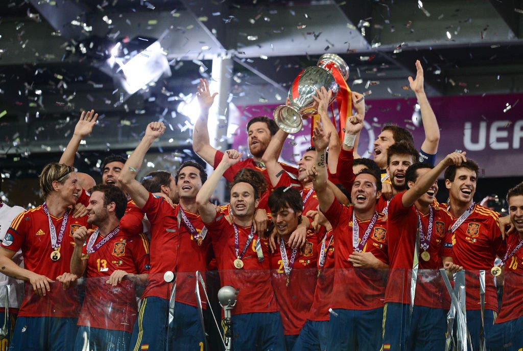 <p>Fernando Torres, Juan Mata, Álvaro Arbeloa, Andrés Iniesta, David Silva, Santi Cazorla (© Pressefoto Ulmerullstein bild via Getty Images)</p>
