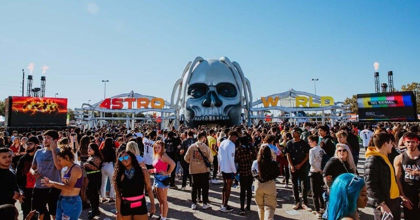 Nouvelle plainte contre Travis Scott et Drake : le drame du Astroworld Festival se poursuit