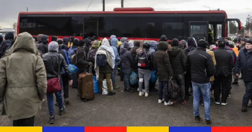 Racisme en Ukraine : “les blancs d’abord” aux frontières et dans les trains pour fuir la guerre ?