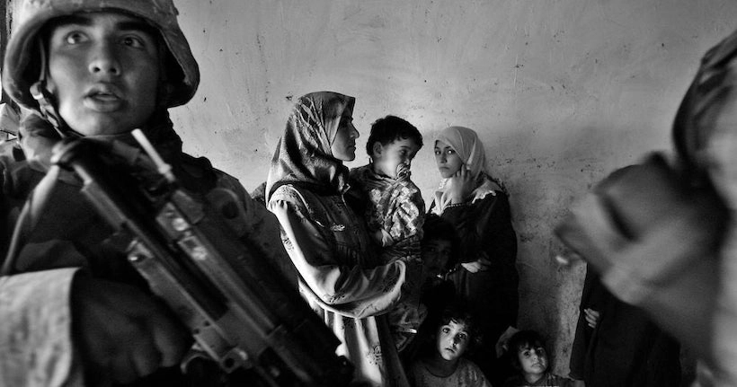 De Gerda Taro à Susan Meiselas, 5 photographes femmes qui ont documenté la guerre