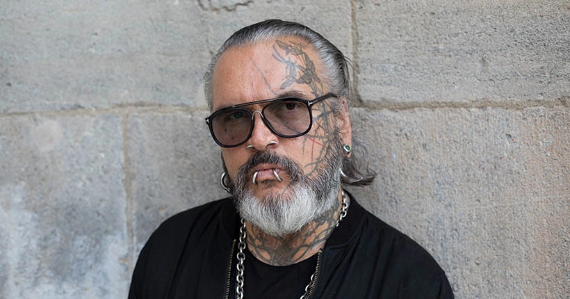 Sven Marquardt, le légendaire videur du Berghain est devenu mannequin (mais il ne va pas vous laisser entrer pour autant)